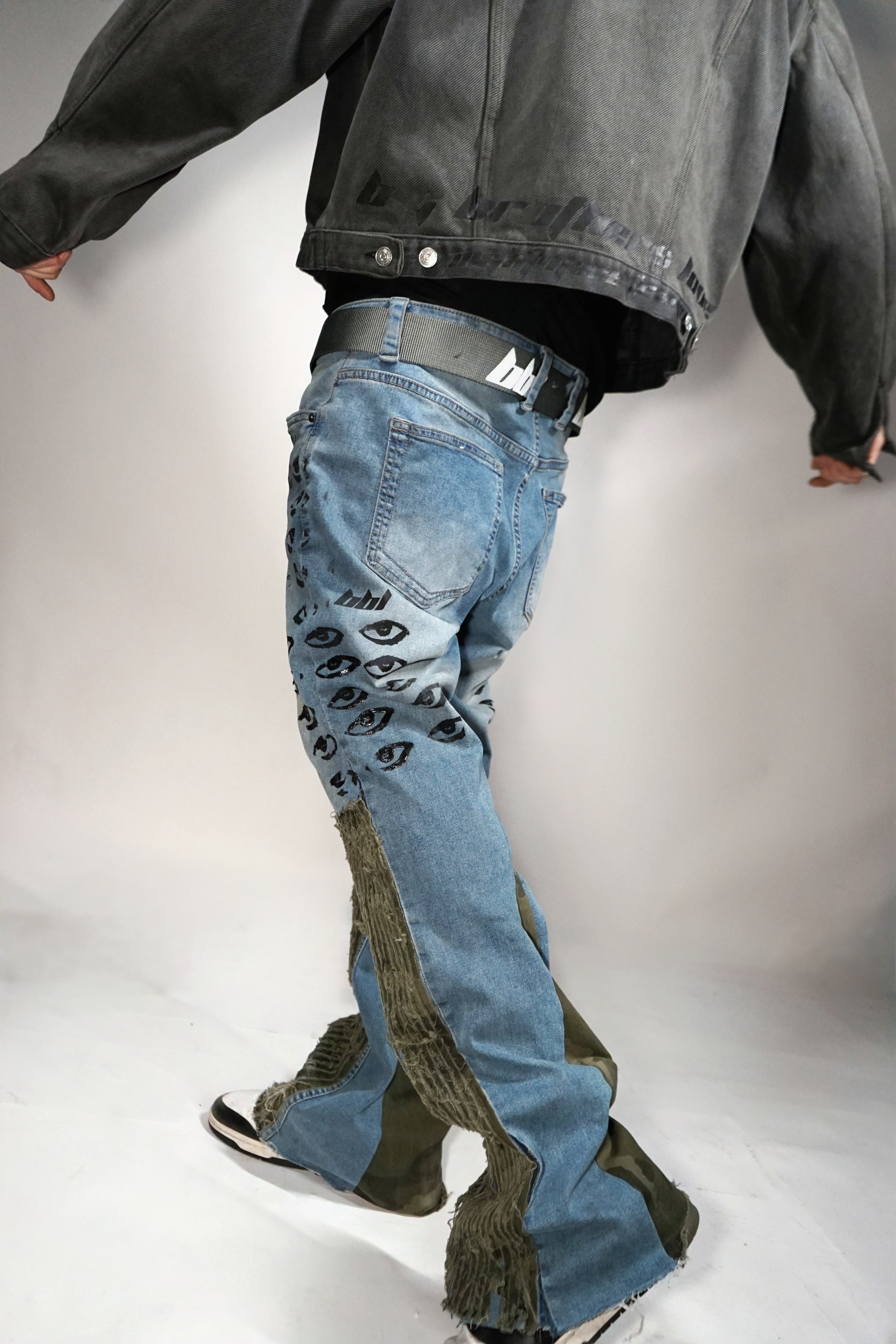 1/1 Insght arakhnid kamo denim