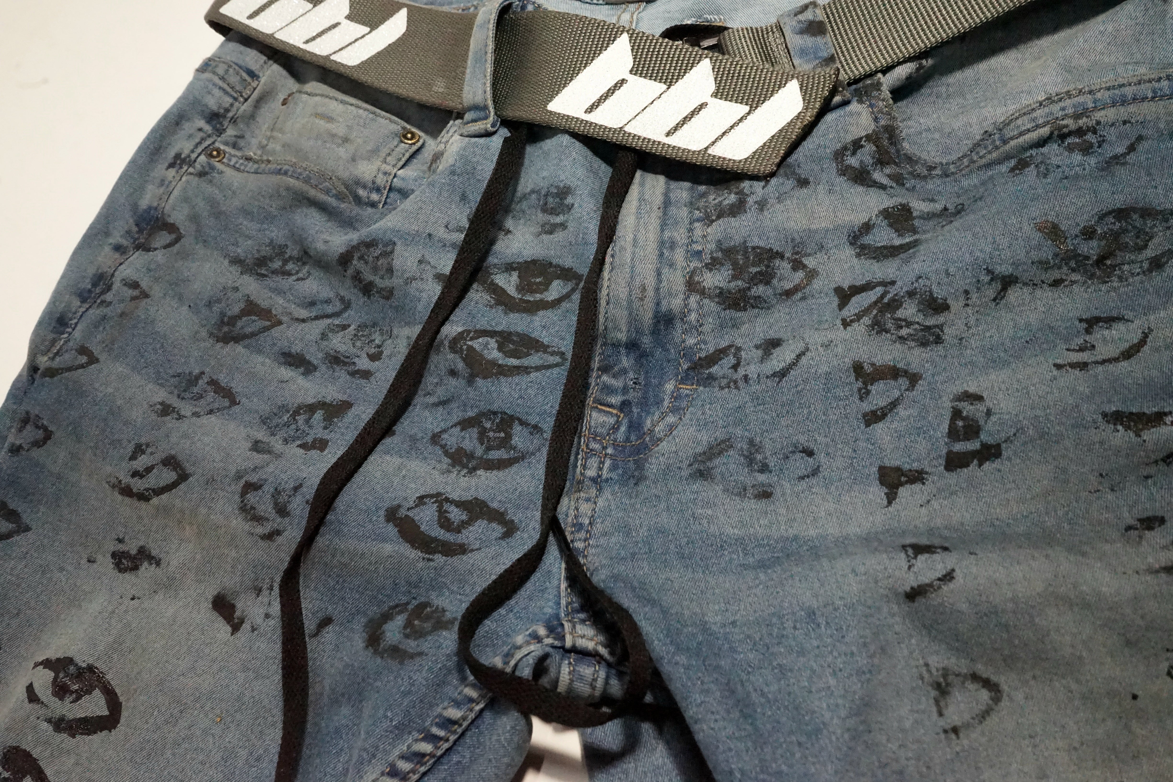 1/1 Insght arakhnid kamo denim